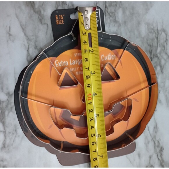 NWT 2 Stainless Steel XL Cookie Cutters Skeleton and Pumpkin - Picture 6 of 10